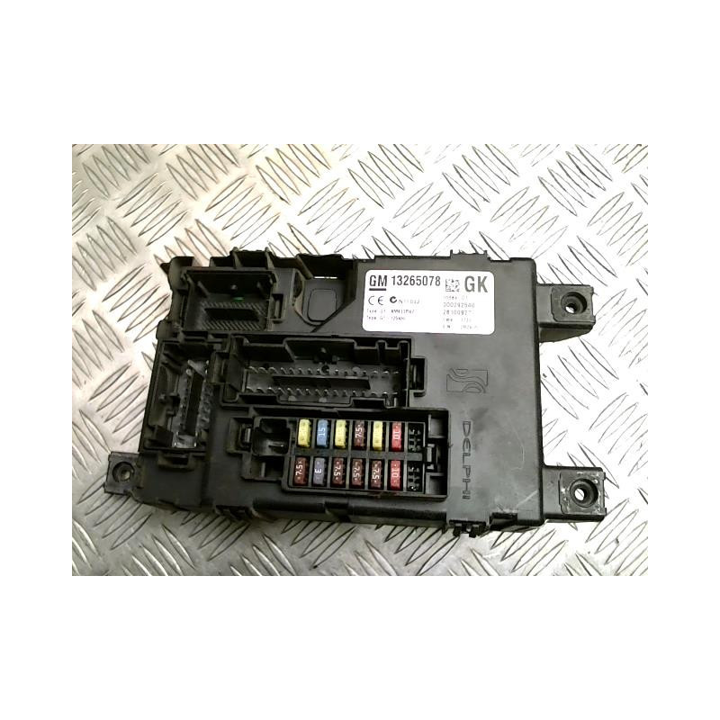 Porte fusible OPEL CORSA D PHASE 1 d’occasion