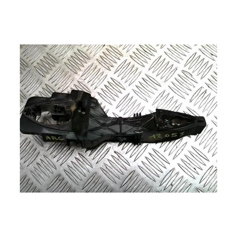 Support poignee porte arriere gauche KIA VENGA PHASE 1 d’occasion