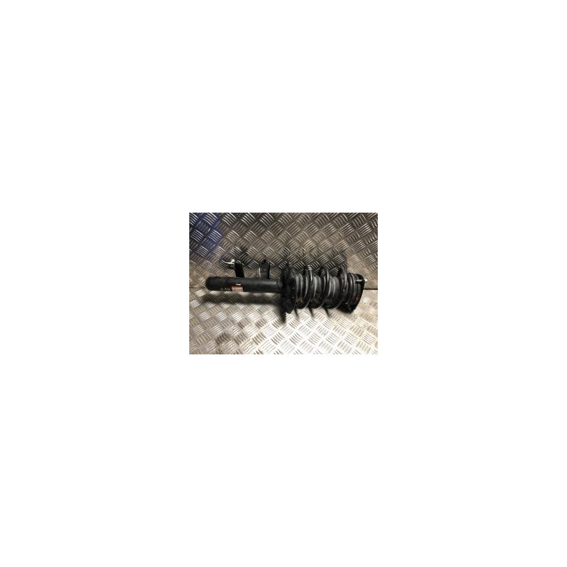 Amortisseur avant gauche RENAULT MEGANE 5 d’occasion