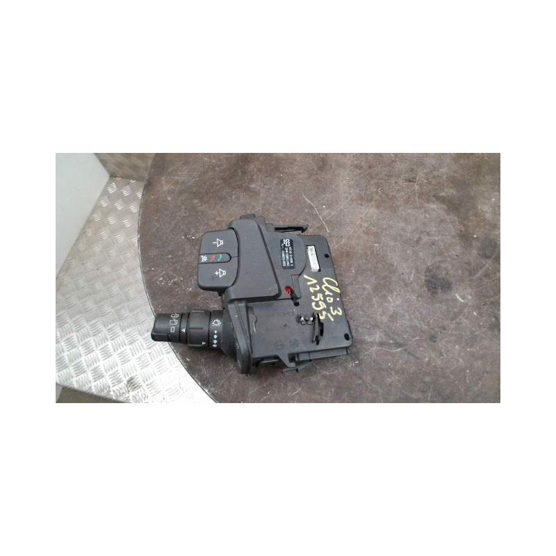 Commodo d'essuie glaces RENAULT CLIO 3 PHASE 1 d’occasion