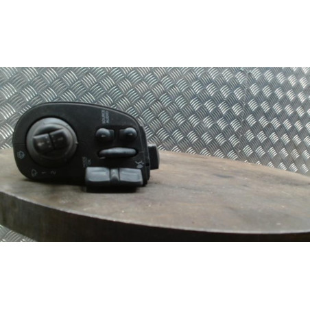 Commodo d'essuie glaces RENAULT CLIO 3 PHASE 1 d’occasion