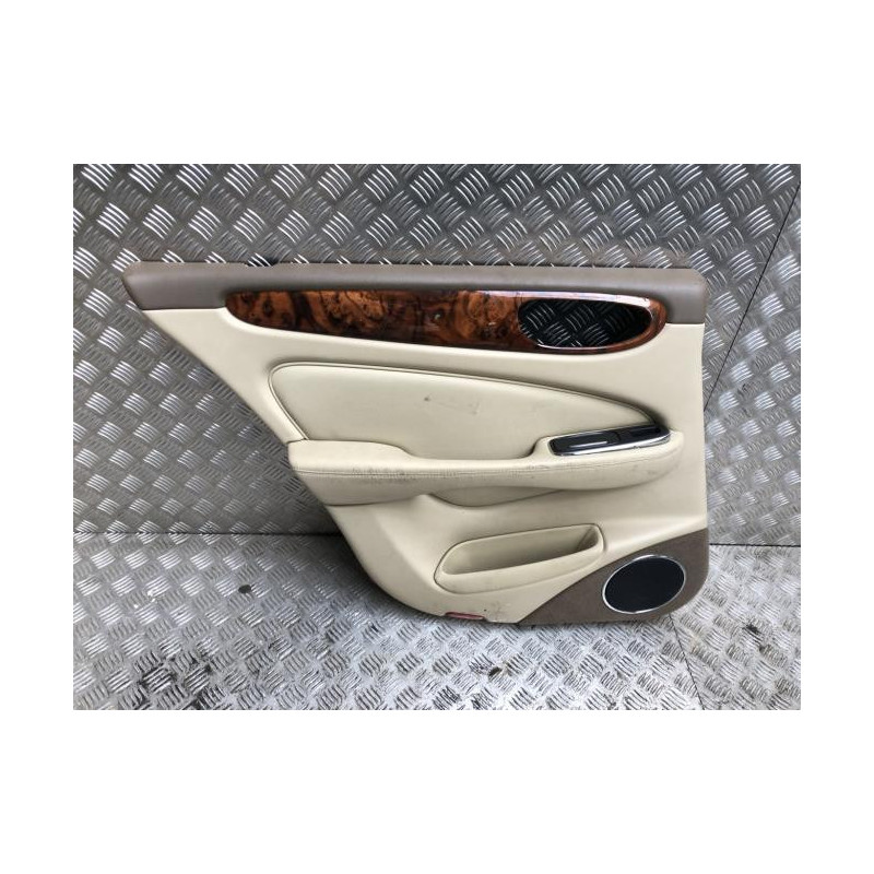 Panneau de porte arriere gauche JAGUAR XJ X350 d’occasion
