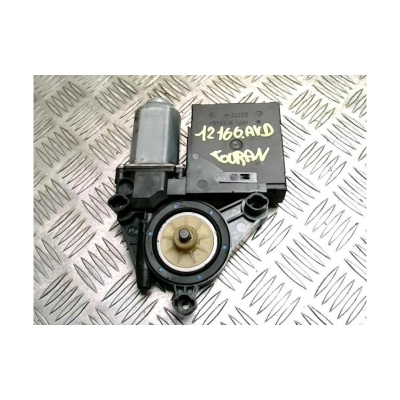 Moteur leve vitre avant droit VOLKSWAGEN TOURAN 1 PHASE 1 d’occasion