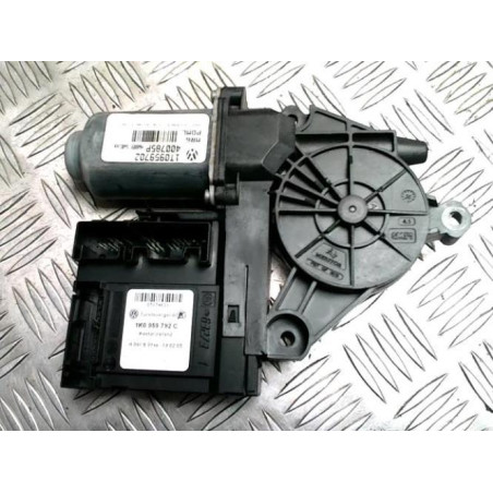 Moteur leve vitre avant droit VOLKSWAGEN TOURAN 1 PHASE 1 d’occasion