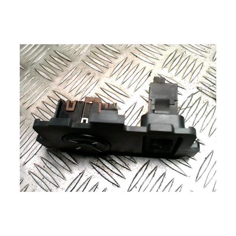 Commande de reglage hauteur de phare PEUGEOT 3008 1 PHASE 1 d’occasion