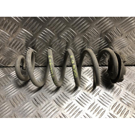 Ressort de suspension arriere RENAULT TWINGO 3 PHASE 1 d’occasion