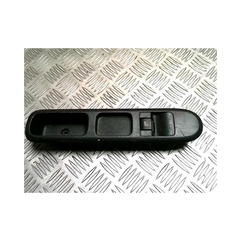 Interrupteur de leve vitre avant droit PEUGEOT 3008 1 PHASE 1 d’occasion