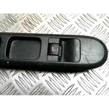 Interrupteur de leve vitre avant droit PEUGEOT 3008 1 PHASE 1 d’occasion