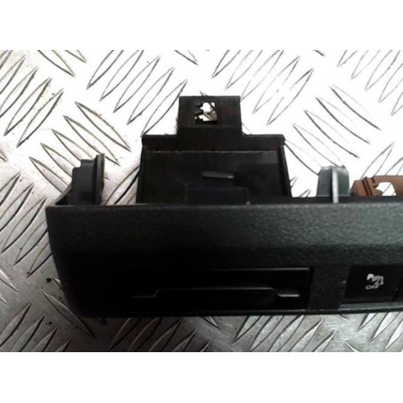 Bouton/Interrupteur PEUGEOT 3008 1 PHASE 1 d’occasion