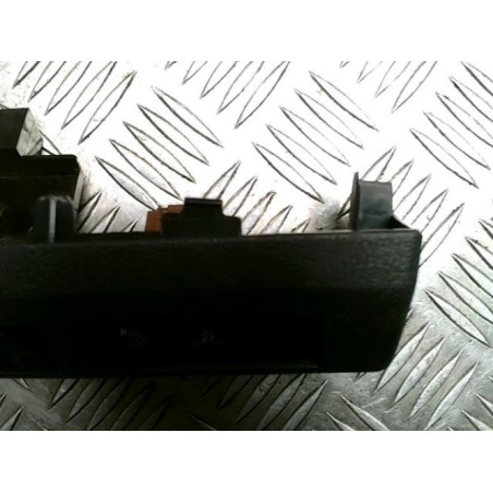 Bouton/Interrupteur PEUGEOT 3008 1 PHASE 1 d’occasion
