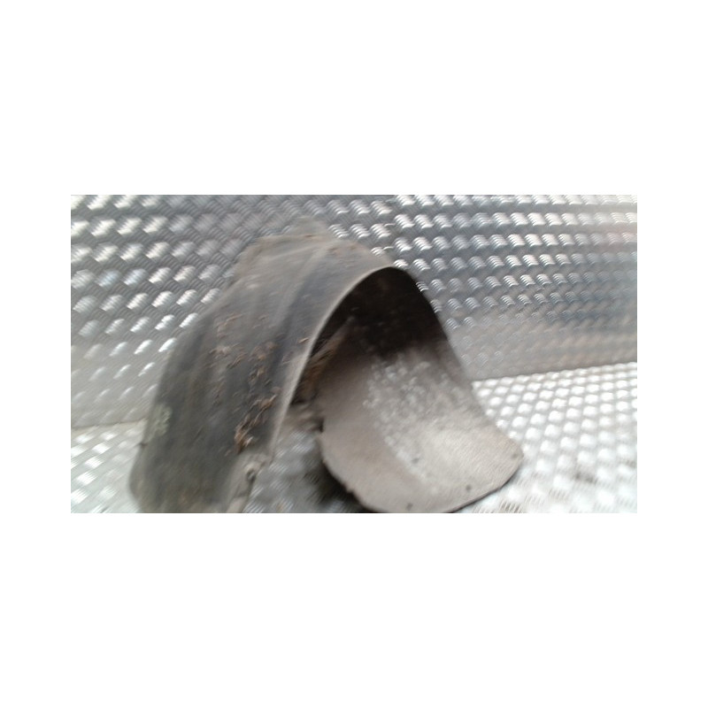 Pare boue avant droit AUDI A4 2 PHASE 1 d’occasion