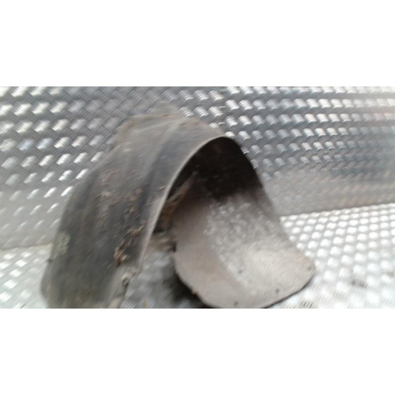Pare boue avant droit AUDI A4 2 PHASE 1 d’occasion