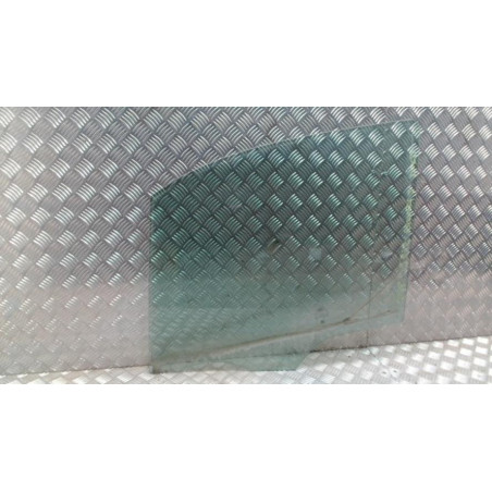 Vitre avant gauche FORD TRANSIT CONNECT 2 PHASE 1 d’occasion