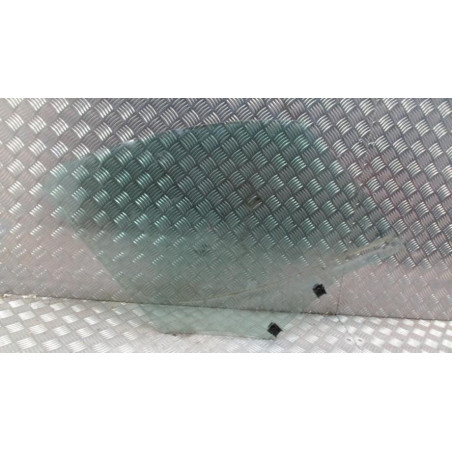Vitre avant droit CITROEN BERLINGO 2 PHASE 3 d’occasion