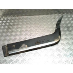 Baguette de porte arriere gauche  TOYOTA URBAN CRUISER d’occasion
