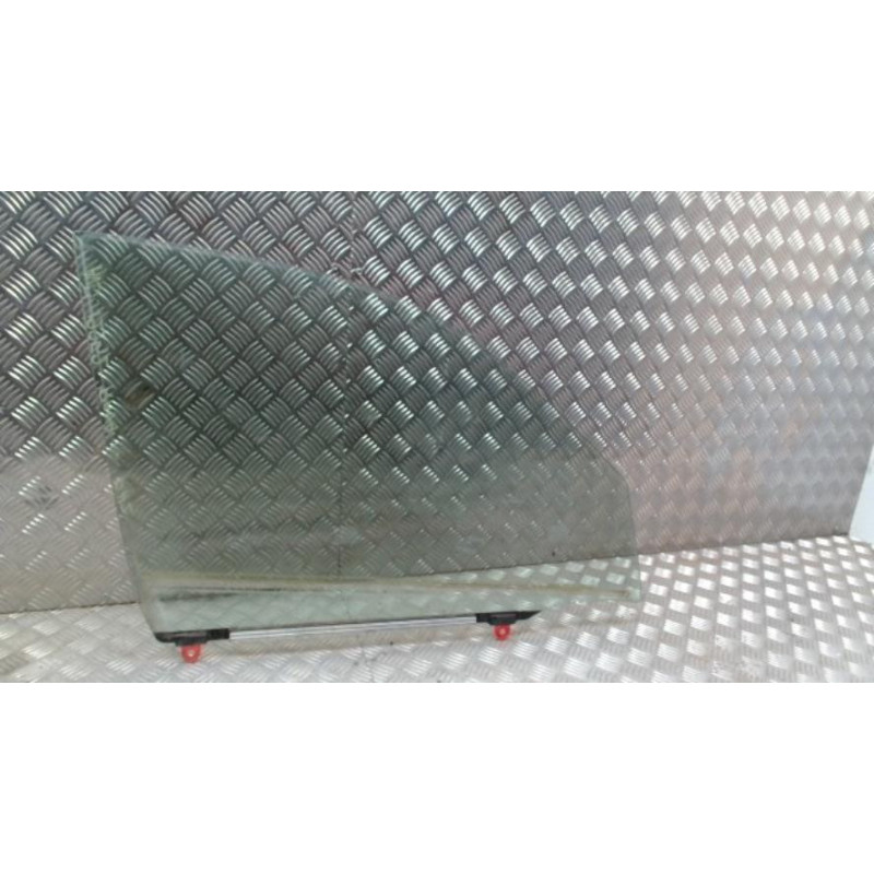 Vitre avant droit TOYOTA RAV4 2 PHASE 2 d’occasion