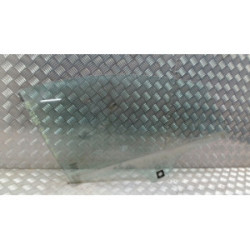 Vitre avant droit FIAT GRANDE PUNTO d’occasion