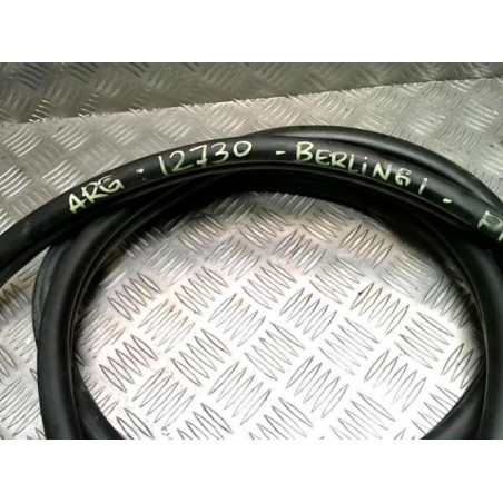Joint de porte arriere gauche CITROEN BERLINGO 1 PHASE 2 d’occasion