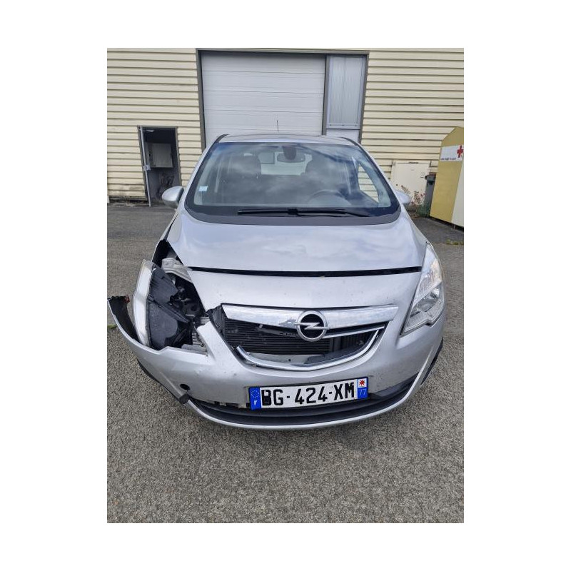 Feu de pare choc arriere droit OPEL MERIVA B PHASE 1 d’occasion