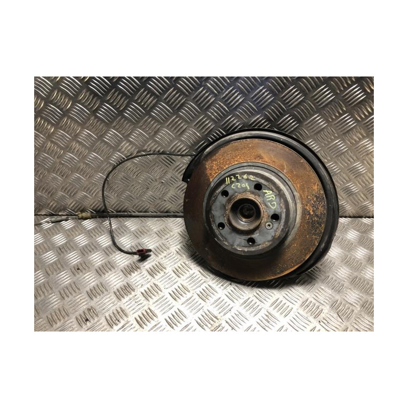 Fusee arriere droit MERCEDES CLASSE C 204 PHASE 1 d’occasion
