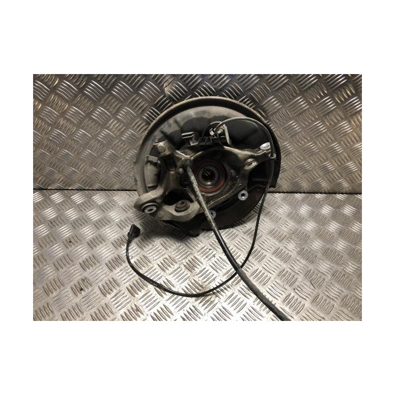 Fusee arriere droit MERCEDES CLASSE C 204 PHASE 1 d’occasion