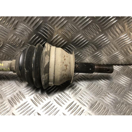 Cardan gauche (transmission) NISSAN NAVARA 1 PHASE 1 d’occasion