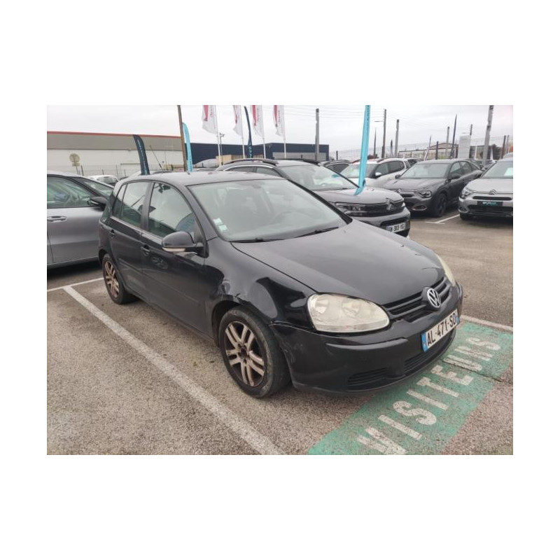 Porte fusible VOLKSWAGEN GOLF 5 d’occasion