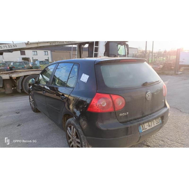 Porte fusible VOLKSWAGEN GOLF 5 d’occasion