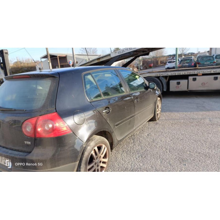 Porte fusible VOLKSWAGEN GOLF 5 d’occasion