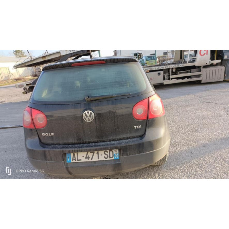 Porte fusible VOLKSWAGEN GOLF 5 d’occasion