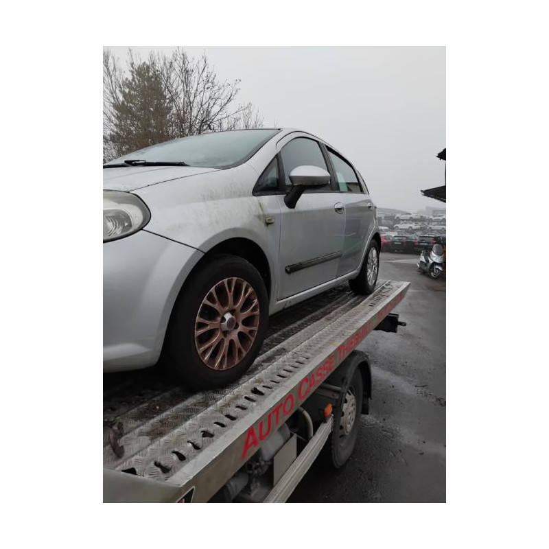 Serrure de hayon FIAT PUNTO EVO 3 d’occasion