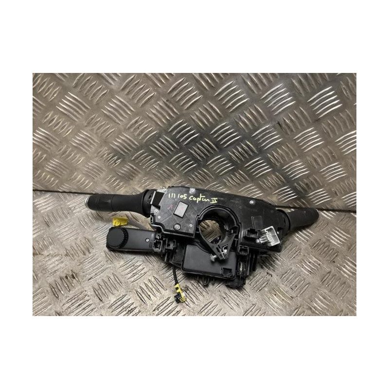 Com (Bloc Contacteur Tournant+Commodo Essuie Glace+Commodo Phare) RENAULT CAPTUR 2 d’occasion