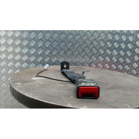 Attache ceinture arriere gauche RENAULT TWINGO 3 PHASE 1 d’occasion