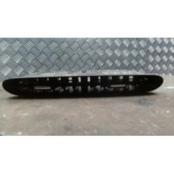 Aerateur tableau de bord RENAULT TWINGO 3 PHASE 1 d’occasion