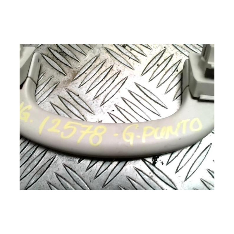Poignee de maintien avant gauche FIAT GRANDE PUNTO d’occasion