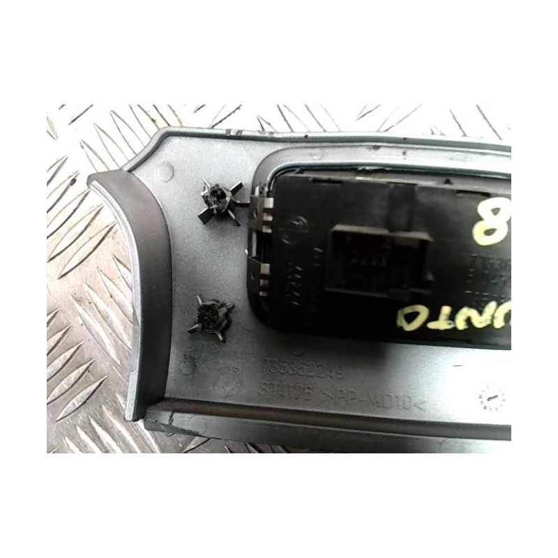 Commande de phare FIAT GRANDE PUNTO d’occasion