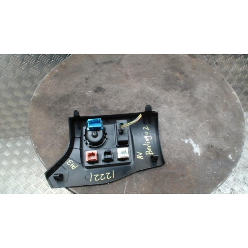 Commande de reglage hauteur de phare CITROEN BERLINGO 2 PHASE 3 d’occasion