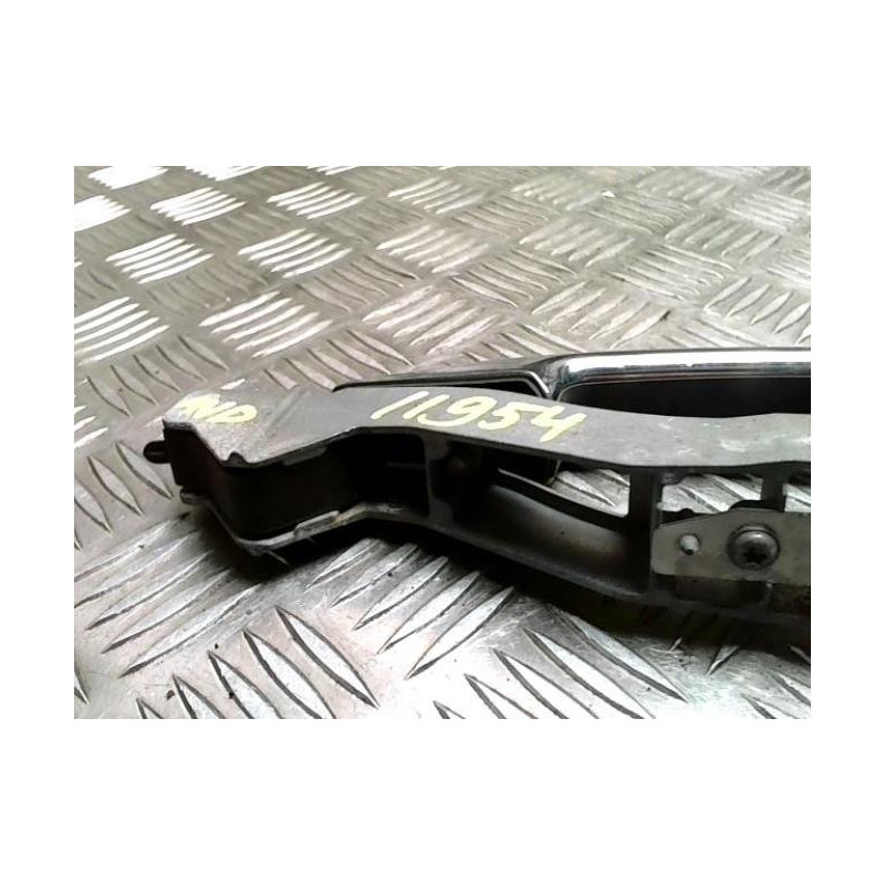 Poignee porte avant droit CITROEN DS3 PHASE 2 d’occasion