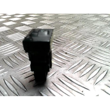 Commande de reglage hauteur de phare TOYOTA URBAN CRUISER d’occasion