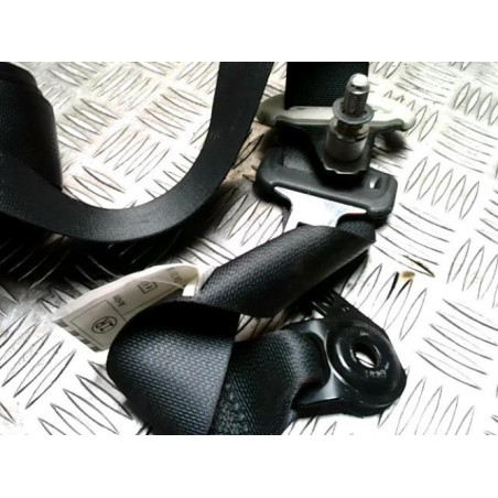 Ceinture arriere droit TOYOTA URBAN CRUISER d’occasion