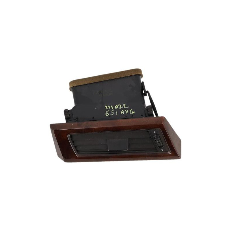 Aerateur tableau de bord avant gauche BMW SERIE 5 E61 TOURING PHASE 1 BREAK d’occasion