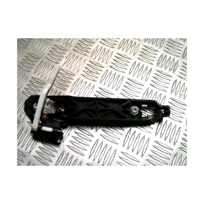 Support poignee porte arriere droite TOYOTA URBAN CRUISER d’occasion