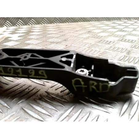 Support poignee porte arriere droite TOYOTA URBAN CRUISER d’occasion