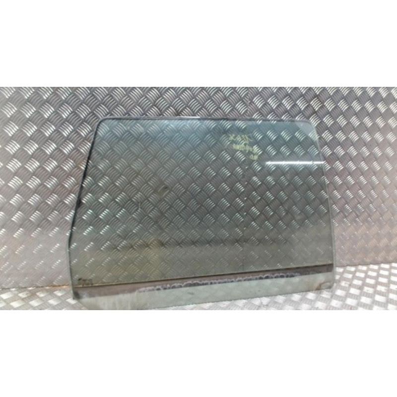 Vitre arriere droit SEAT ALHAMBRA 1 PHASE 2 d’occasion
