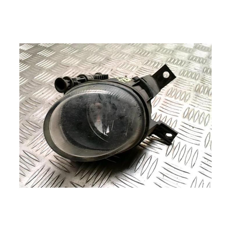Anti brouillard droit (feux) AUDI A4 2 PHASE 1 d’occasion
