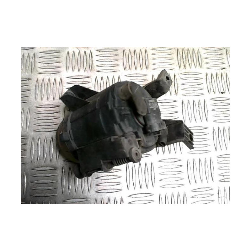 Anti brouillard droit (feux) AUDI A4 2 PHASE 1 d’occasion