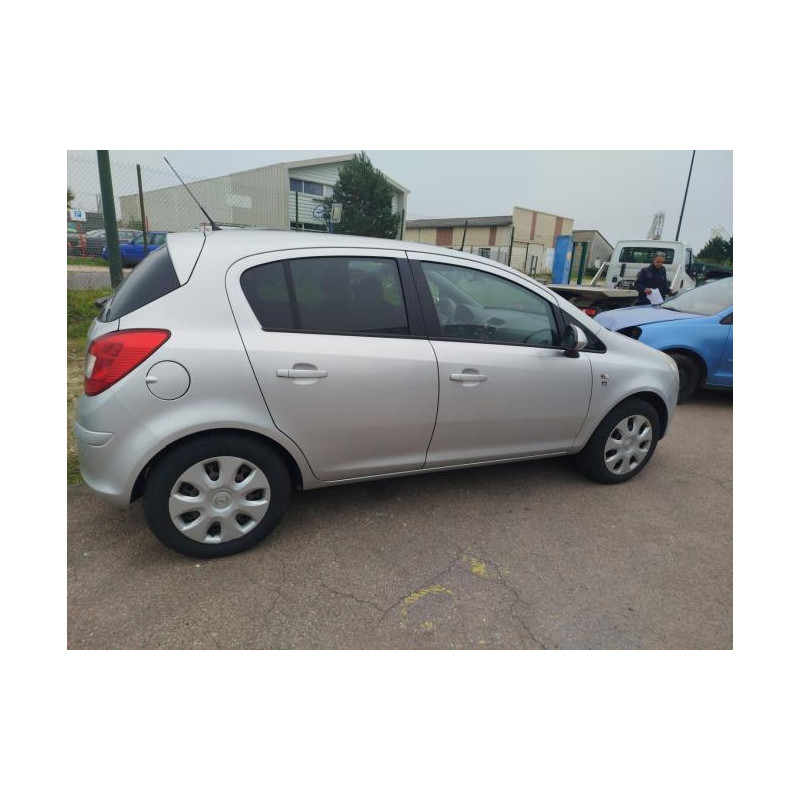 Radiateur eau OPEL CORSA D PHASE 1 d’occasion