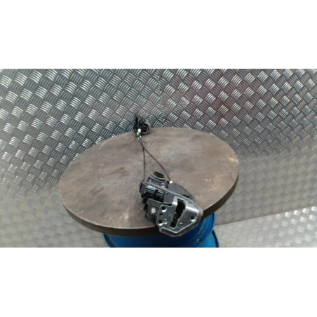 Serrure arriere droit TOYOTA URBAN CRUISER d’occasion