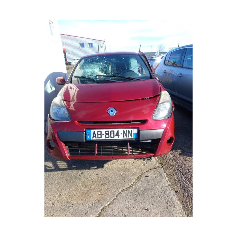 Feu arriere stop central RENAULT CLIO 3 PHASE 1 d’occasion