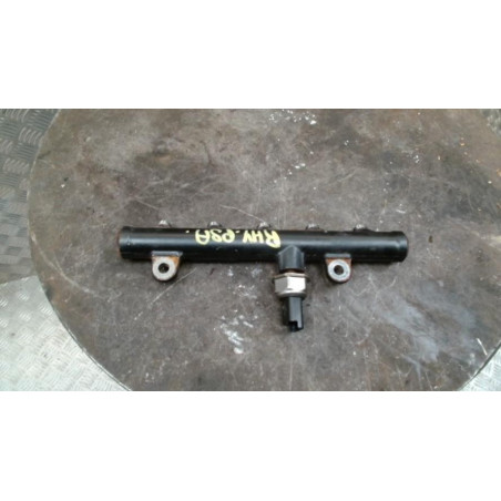 Rampe injection PEUGEOT 206 PHASE 1 BREAK d’occasion